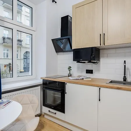 Lazarz Mini Apartment Posen